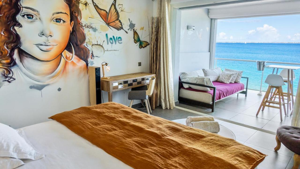 Official Page "Residence Bleu Marine" - Sea View Apartments & Studios - Saint-Martin French Side グランカーズ エクステリア 写真