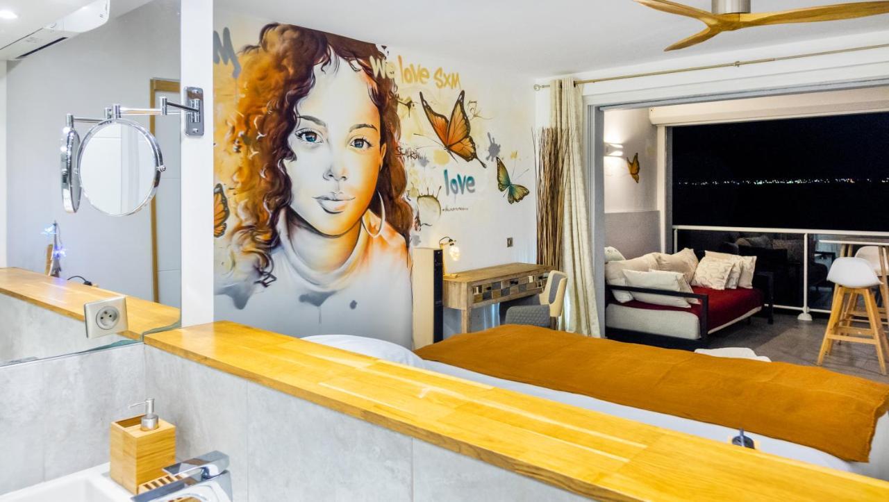 Official Page "Residence Bleu Marine" - Sea View Apartments & Studios - Saint-Martin French Side グランカーズ エクステリア 写真