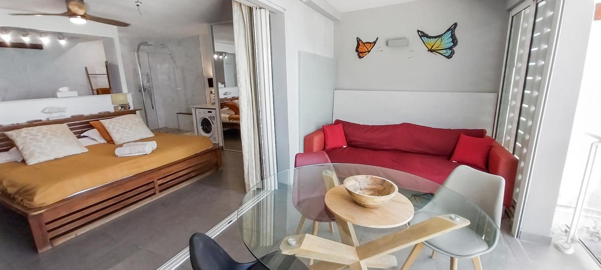 Official Page "Residence Bleu Marine" - Sea View Apartments & Studios - Saint-Martin French Side グランカーズ エクステリア 写真