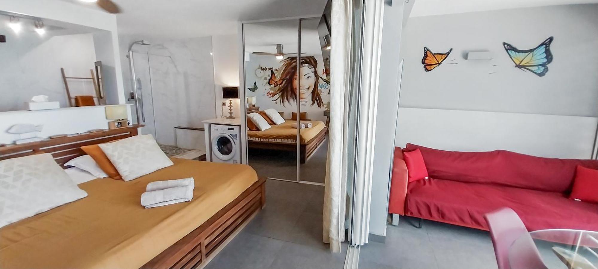 Official Page "Residence Bleu Marine" - Sea View Apartments & Studios - Saint-Martin French Side グランカーズ エクステリア 写真